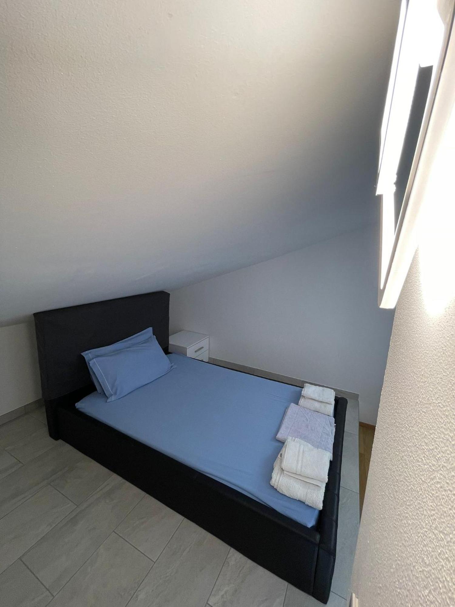 Hotel Casa Di Jo Empoli Esterno foto